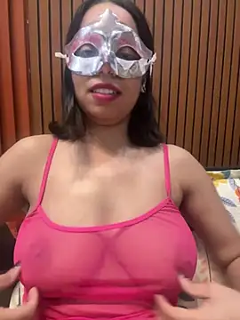 Snapshot of lustyindiancouple chatting on March 21, 2025, 6:51 pm lustyindiancouple online show from March 21, 2025, 6:51 pm