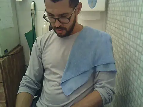 pdasgyn online show from March 4, 2026, 1:19 pm