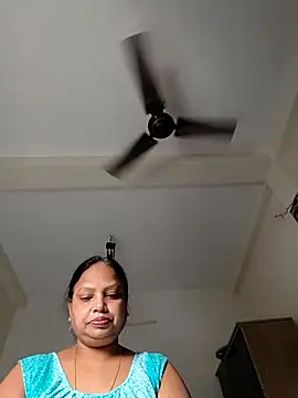 Snapshot of Arohi35 chatting on September 19, 2025, 5:11 am Arohi35 online show from September 19, 2025, 5:11 am