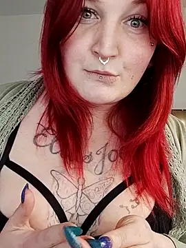 TiffiChantiT2 online show from March 10, 2025, 4:46 pm