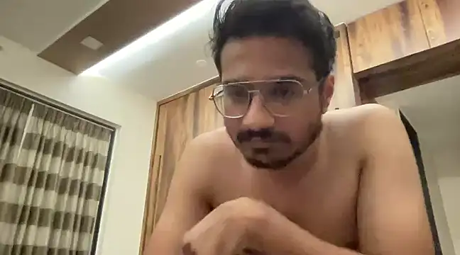 Snapshot of anuragbrothermodel chatting on March 10, 2025, 6:34 pm anuragbrothermodel online show from March 10, 2025, 6:34 pm