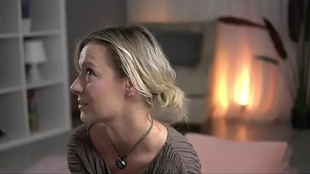 AnnastasiaMills online show from June 7, 2026, 7:52 pm
