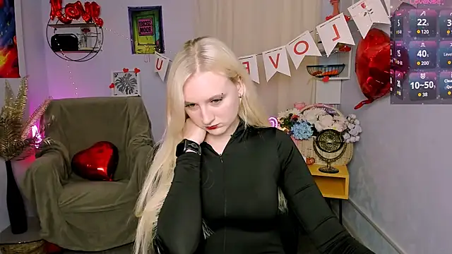 Snapshot of madam_uliis chatting on February 19, 2026, 12:24 pm madam uliis online show from February 19, 2026, 12:24 pm