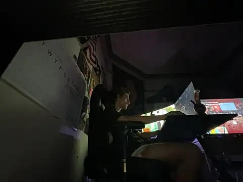 Snapshot of twink69Finger chatting on November 26, 2025, 2:06 pm twink69Finger online show from November 26, 2025, 2:06 pm