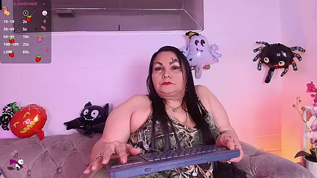EllenaBoobs  online show from October 15, 2025, 6:11 am