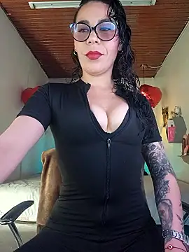 Snapshot of mia_velvet1 chatting on January 13, 2026, 2:54 pm mia velvet1 online show from January 13, 2026, 2:54 pm