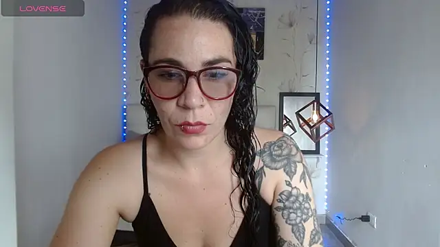 mia velvet1 online show from May 31, 2026, 3:29 pm