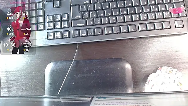 mia velvet1 online show from November 10, 2025, 1:27 pm