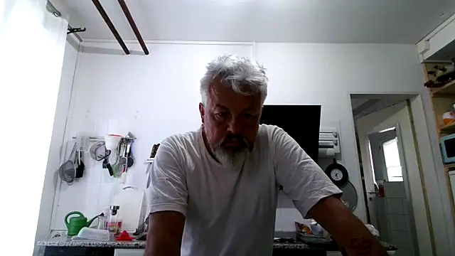 Berg Boy online show from March 16, 2026, 6:28 am