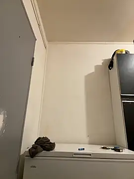 Hugo34bg online show from March 9, 2026, 2:15 am