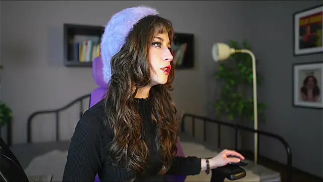 Miyuki wolf online show from January 10, 2026, 8:37 pm