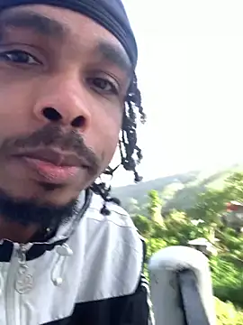 Snapshot of anthonyroth chatting on February 10, 2026, 9:14 pm anthonyroth online show from February 10, 2026, 9:14 pm