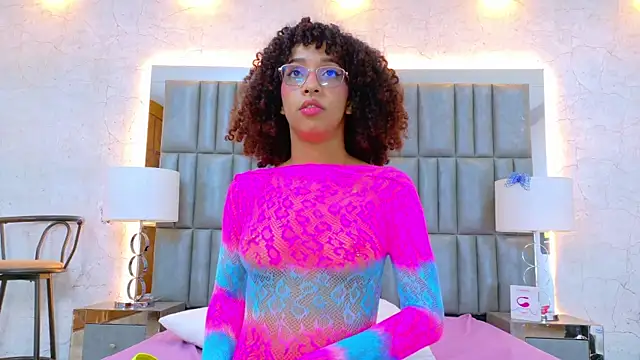 CamilaJohnston online show from February 28, 2026, 12:10 am