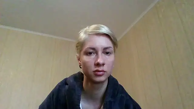 Snapshot of _Black-Panther_ chatting on June 10, 2026, 7:42 am Black-Panther online show from June 10, 2026, 7:42 am