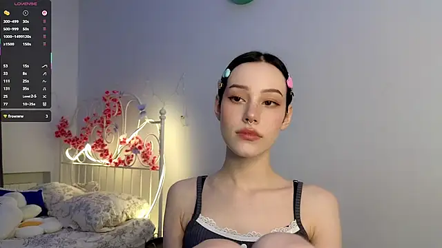 Snapshot of glamourr chatting on September 16, 2025, 7:59 pm glamourr online show from September 16, 2025, 7:59 pm