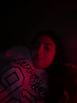 Veramaia online show from March 30, 2026, 7:37 pm