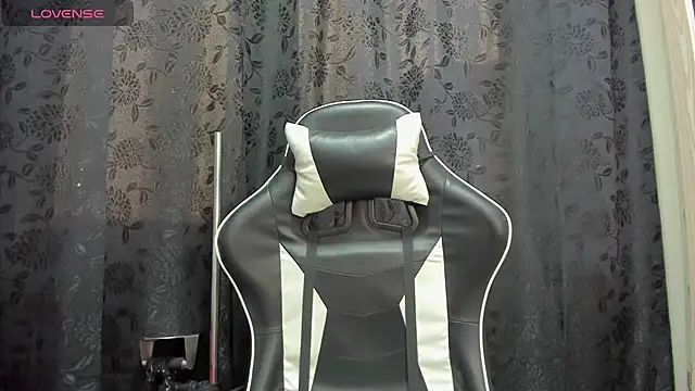 Snapshot of nataliaesmith_24 chatting on March 14, 2025, 10:05 pm nataliaesmith 24 online show from March 14, 2025, 10:05 pm