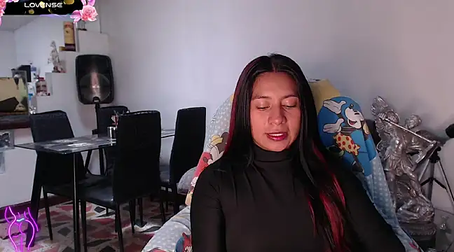 yes0225 online show from March 18, 2025, 4:39 pm