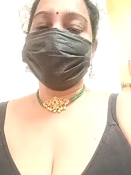 Snapshot of roopatelugu36 chatting on March 21, 2025, 7:02 pm roopatelugu36 online show from March 21, 2025, 7:02 pm