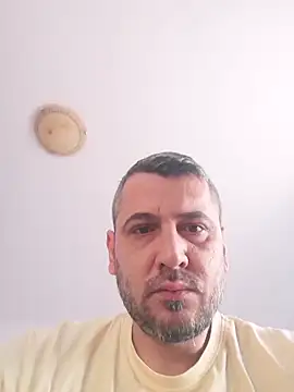 yourflowerpink online show from December 19, 2025, 7:44 am