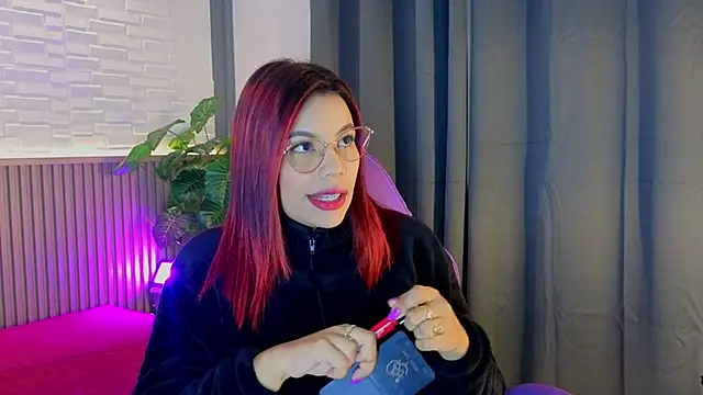 TiffanyWalk online show from October 14, 2025, 11:11 am