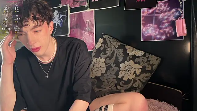 vogueslay online show from May 26, 2026, 4:10 am