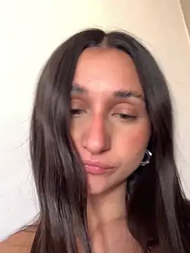 luci brecman online show from May 27, 2026, 5:20 pm