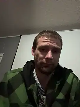 Stillhard8925 online show from November 1, 2025, 9:36 am