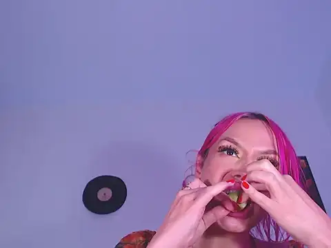 Cici JuicyBig online show from July 22, 2026, 12:18 pm
