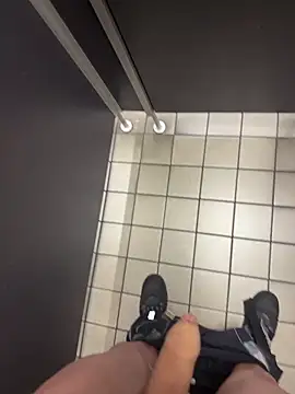 Snapshot of wassermann8484 chatting on April 13, 2026, 9:57 am wassermann8484 online show from April 13, 2026, 9:57 am