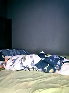 HerPleasure2025 online show from January 12, 2026, 5:58 am