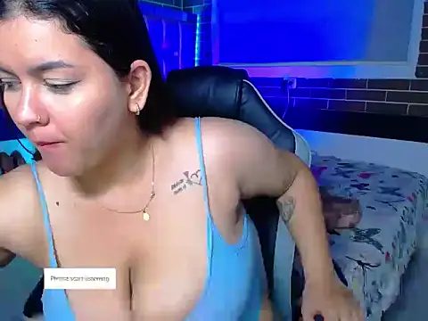 kriss sweetboobs10 online show from April 18, 2026, 12:40 pm