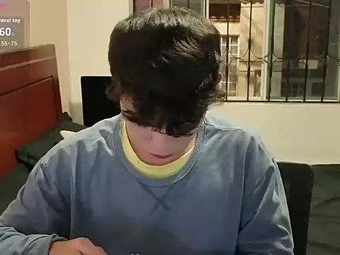 lukeboyce33 online show from February 18, 2026, 12:41 am