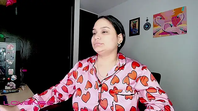 ashliecooperrr online show from November 23, 2025, 6:34 am