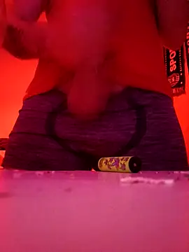 kredazzbigdick online show from February 12, 2026, 4:34 am