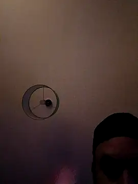 kredazzbigdick online show from November 18, 2025, 6:17 am