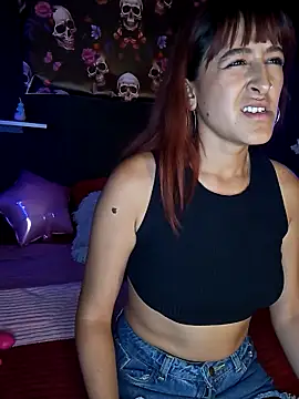 Hairydoll  online show from October 22, 2025, 9:24 pm