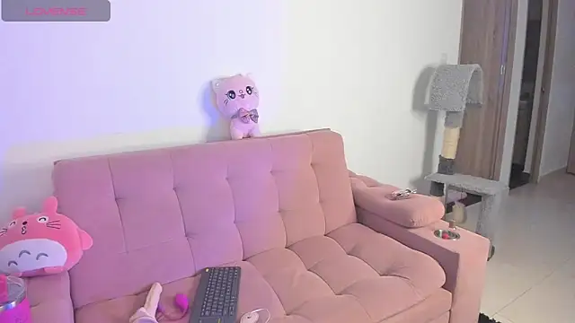 princesssammy2 online show from November 28, 2025, 12:33 am