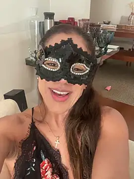 Latina safada online show from April 15, 2026, 7:18 pm