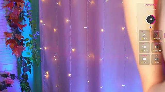 EvaMossi online show from October 23, 2025, 4:33 am