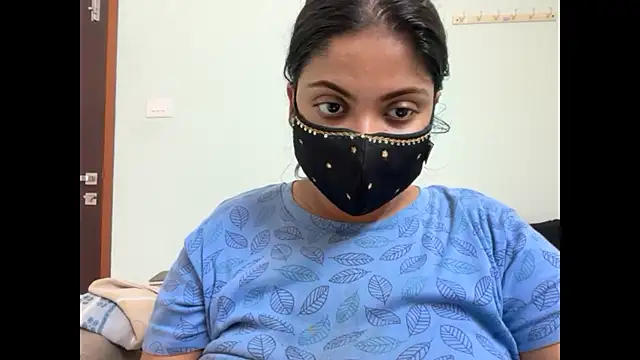 Tamil hot whiskey girl online show from July 15, 2026, 7:21 pm