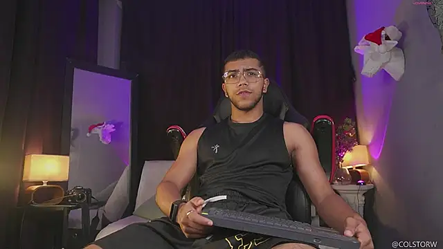 Colstorw  online show from January 7, 2026, 10:09 am