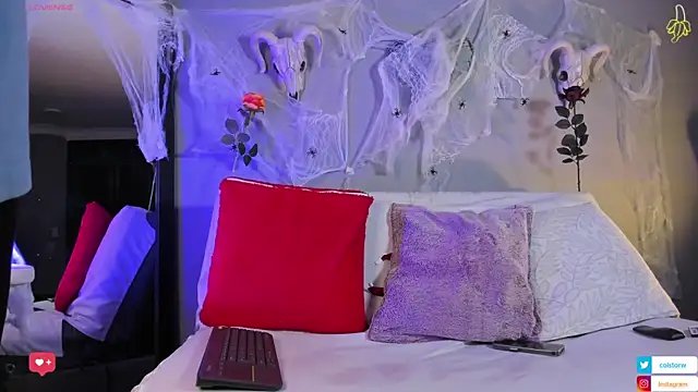 Colstorw  online show from October 17, 2025, 10:39 am