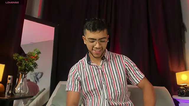 Colstorw  online show from December 17, 2025, 10:09 am