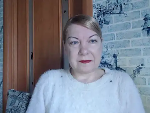 Lillia Ray online show from February 9, 2026, 8:12 am