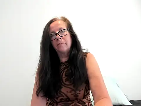 peachgoddess online show from April 3, 2026, 1:17 pm