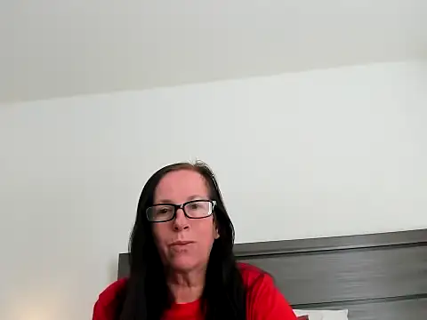 peachgoddess online show from December 3, 2025, 2:49 pm