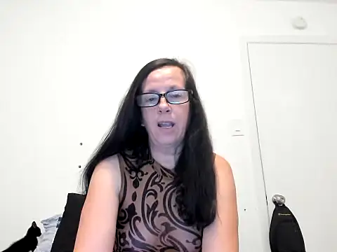 peachgoddess online show from June 6, 2026, 12:21 pm