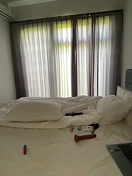 DarkVelvet online show from April 11, 2026, 6:54 am