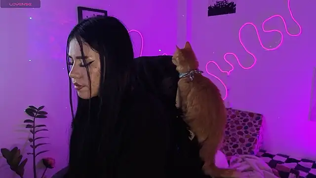 AnfisaLetyagho online show from January 8, 2026, 1:11 am